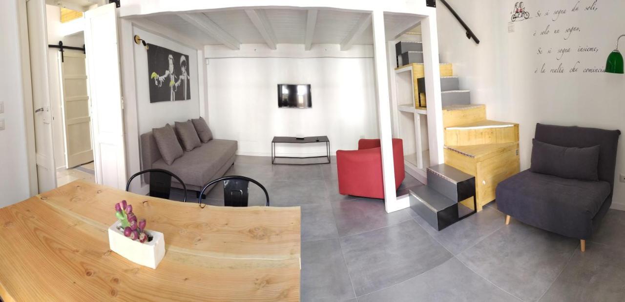 Dimora Ateneo - Nel Centro Della Citta Bari Ngoại thất bức ảnh